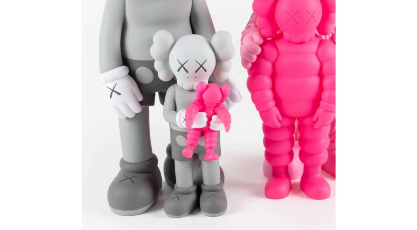 KAWS FAMILY PINK
