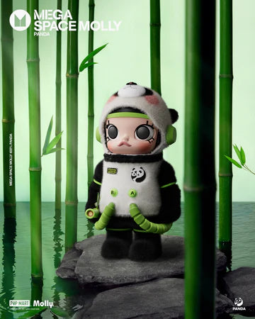 MEGA SPACE MOLLY PANDA 400%